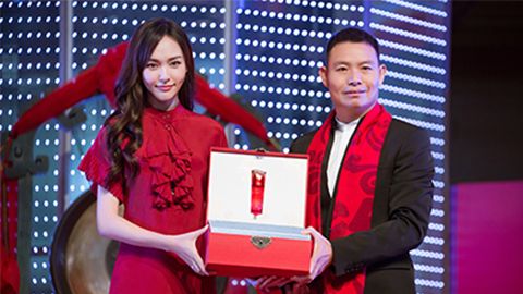 中国美正当红，yabo.comA股上市，引领新时代